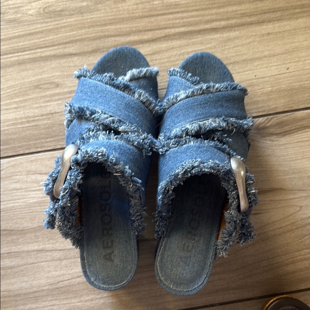 AEROSOLES Denim Fringe Slide Sandals